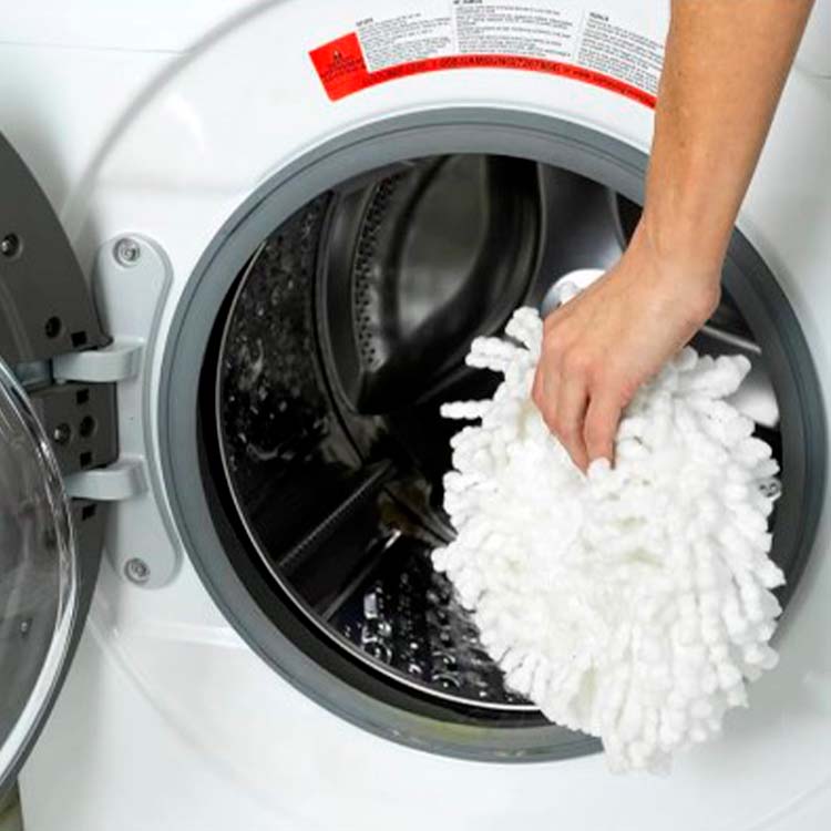 Mop with squeezing bucket with pedal
