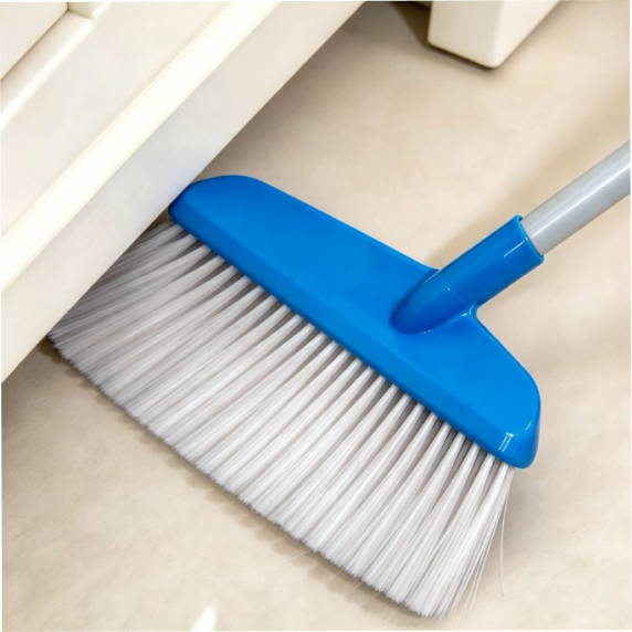 Dustpan with brush 90 cm