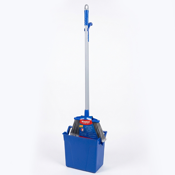 Dustpan with brush 95 cm