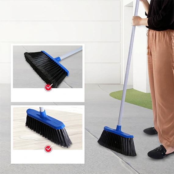 Broom / Brush 130 cm