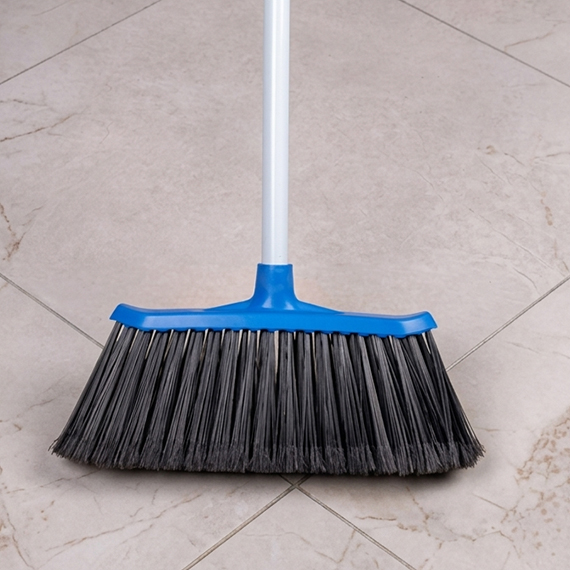 Broom / Brush 130 cm