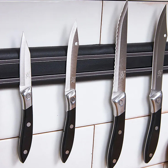 Magnetic knife holder 50 cm