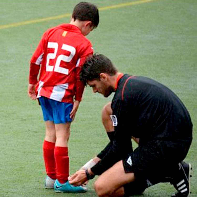 Ֆուտբոլիստների ոտքի պաշտպանիչ 10x19 սմ