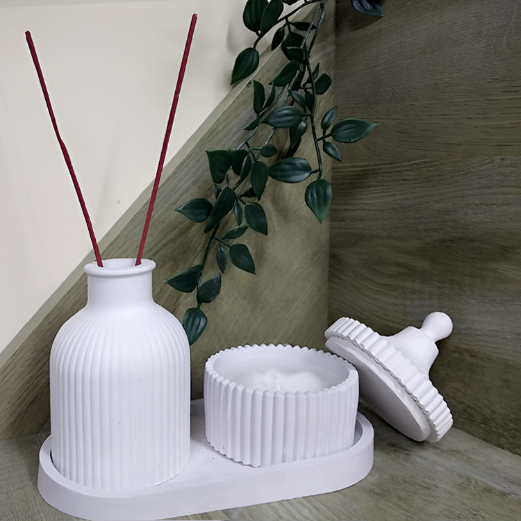 Plaster set with scented candle and sticks, Բաց վարդագույն
