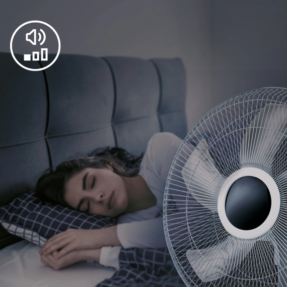 Floor fan with remote control 90°