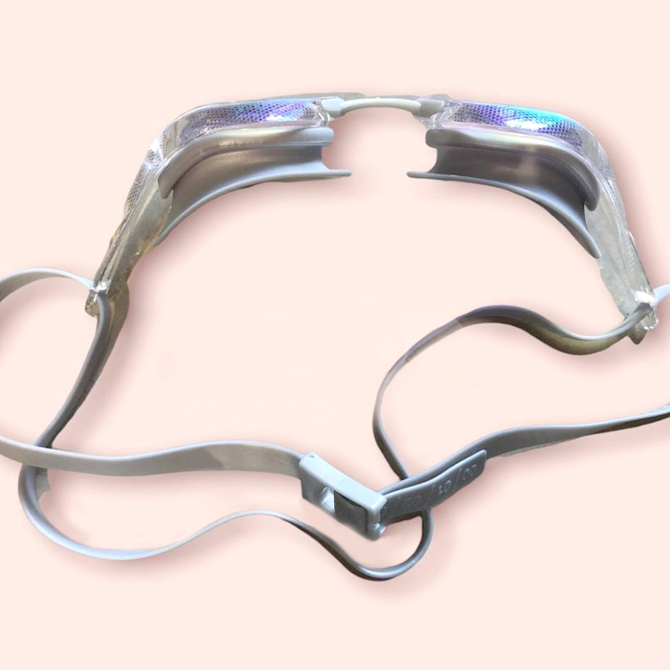 Swimming goggles, Թափանցիկ