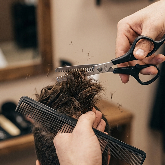 Hairdressing Scissors with Comb