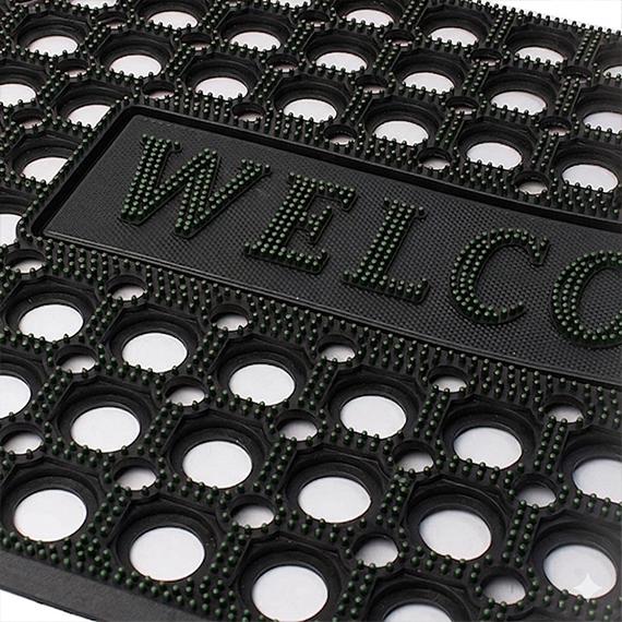 Door mat with holes 45x75 cm