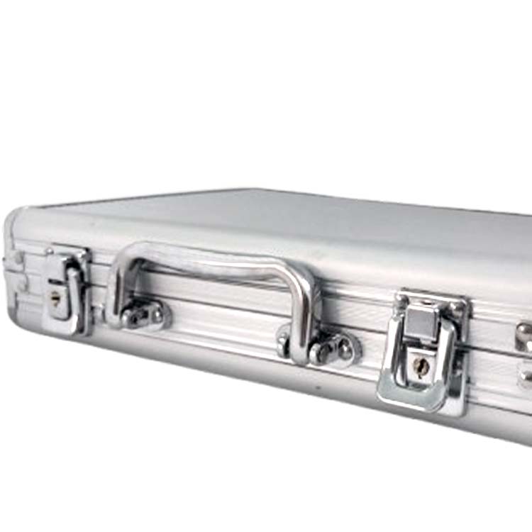 Poker set in a suitcase 200 pcs