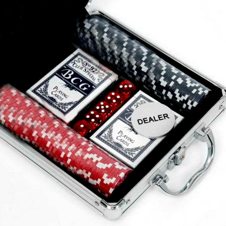 Poker set in a suitcase 100 pcs