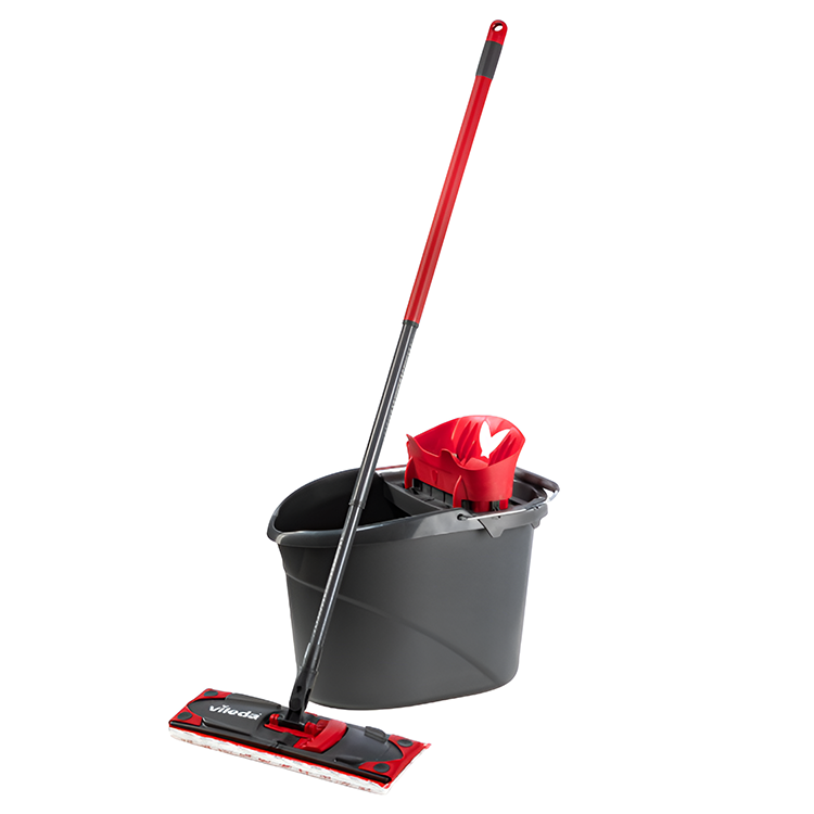 Mop with squeezing bucket